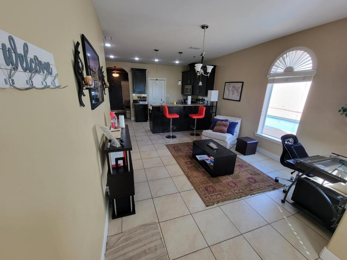 Modern, Private, Smart 4 Bedroom Condo In Desirable Location In Mcallen With Pool! מראה חיצוני תמונה