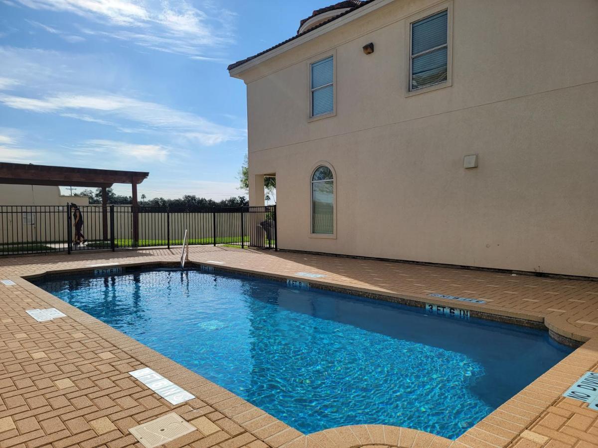 Modern, Private, Smart 4 Bedroom Condo In Desirable Location In Mcallen With Pool! מראה חיצוני תמונה